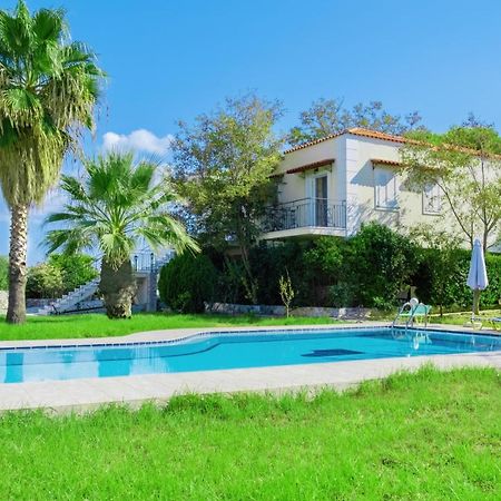 Villa Afroditi In Chania Near Airport With Private Pool, Free Wi-Fi, Souda Bay Views, Garden Oasis Kounoupidhiana Exterior photo